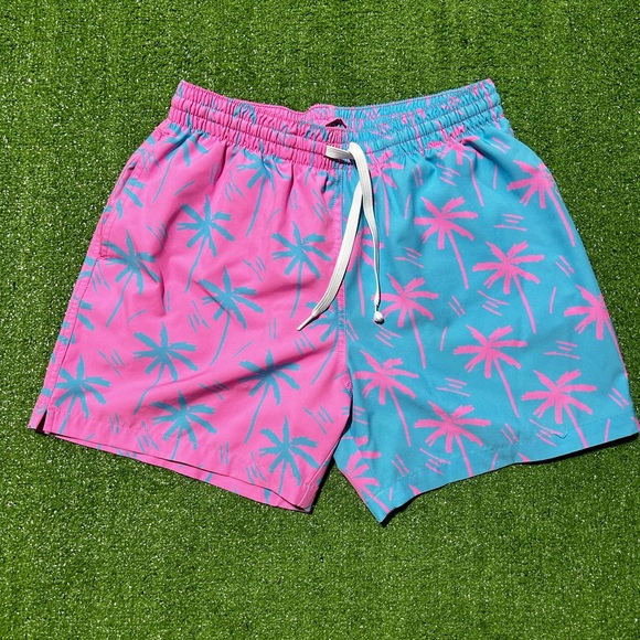 chubbies Other - Men’s Chubbies Bathing Suit Shorts Trunks Medium 5.5 Inseam Lot Of 2